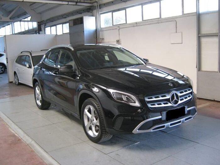 Mercedes-Benz GLA 200 2.1l