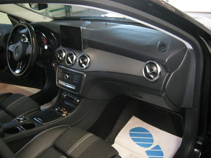 Mercedes-Benz GLA 200 2.1l