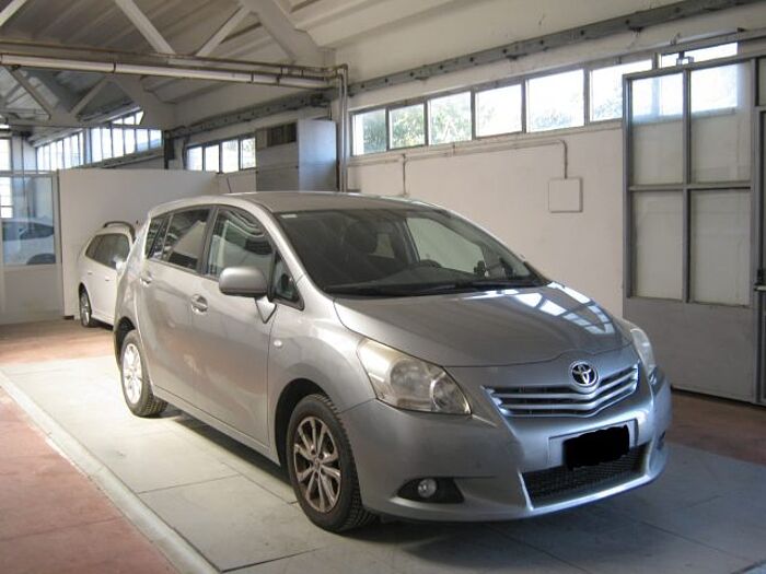 Toyota Verso 2l